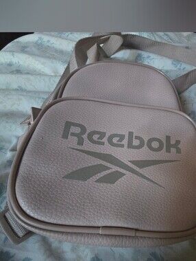 Reebok Small Crossbody Bag in Mauve Taupe